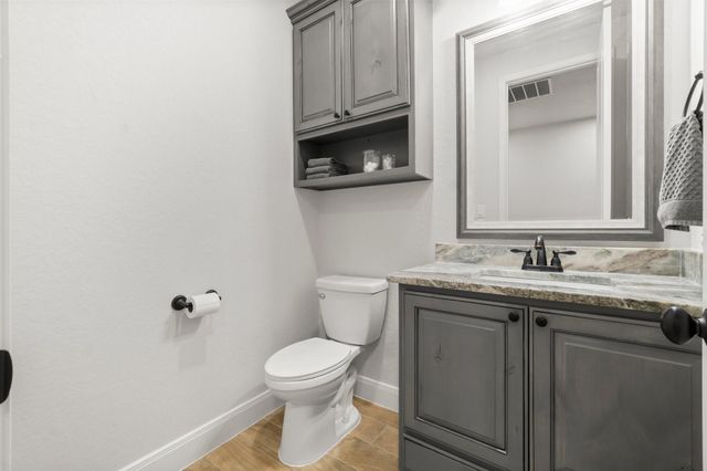 100 Calvary Drive, Adkins, TX 78101
