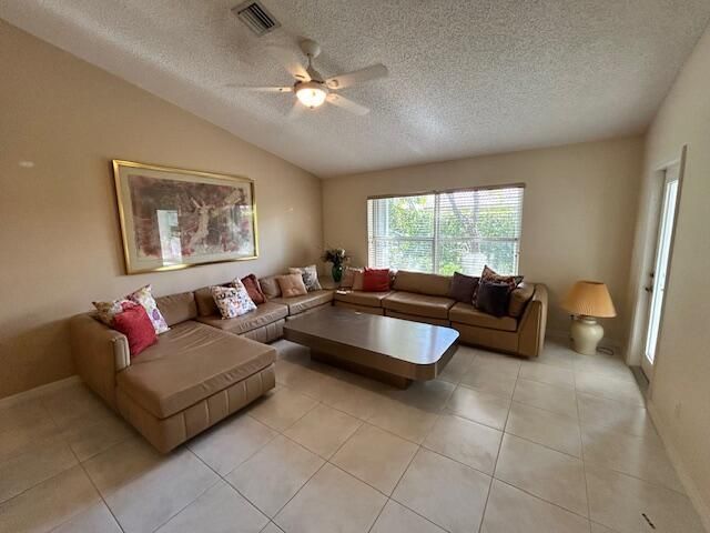 6092 Petunia Road, Delray Beach, FL 33484