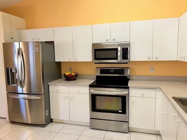 6092 Petunia Road, Delray Beach, FL 33484