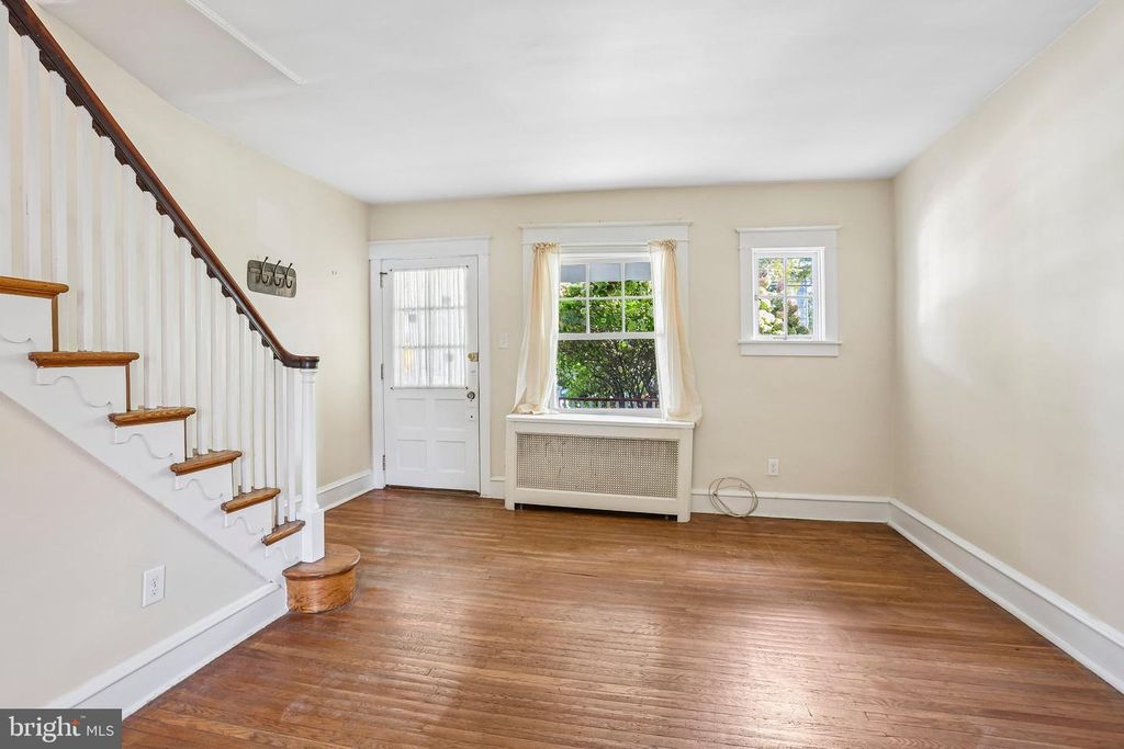 8428 SHAWNEE ST, PHILADELPHIA, PA 19118 — photo 3