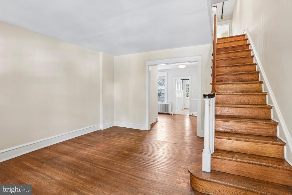 8428 SHAWNEE ST, PHILADELPHIA, PA 19118 — photo 4