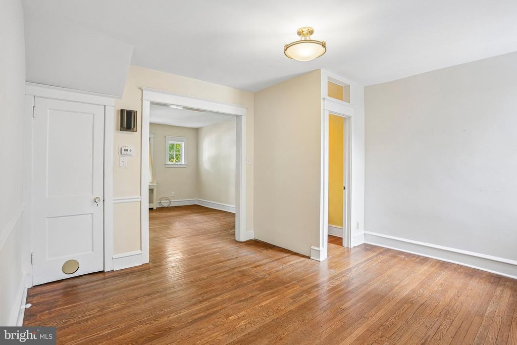 8428 SHAWNEE ST, PHILADELPHIA, PA 19118 — photo 5