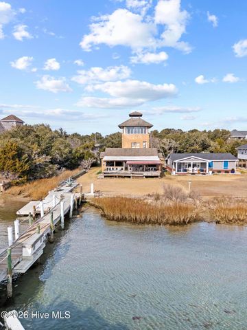 143 Capn Deck Lane, Swansboro, NC 28584