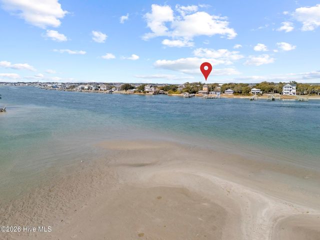 143 Capn Deck Lane, Swansboro, NC 28584