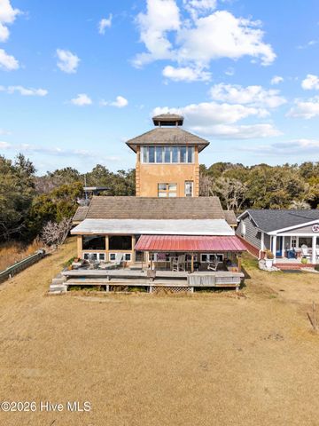 143 Capn Deck Lane, Swansboro, NC 28584