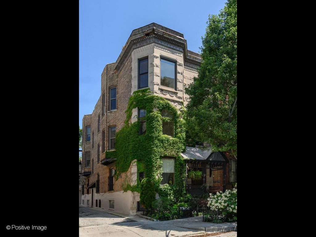 230 W Saint Paul Avenue, Chicago, IL 60614 — exterior