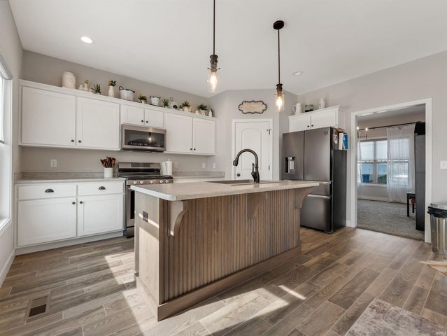 17388 Sonic Court, Huntertown, IN 46748