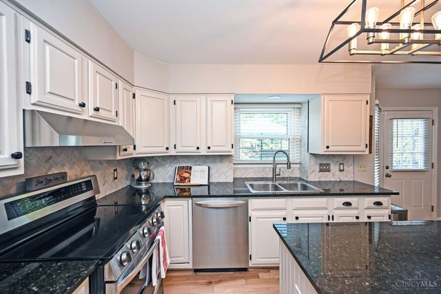 9665 New Castle Court, Deerfield Twp., OH 45040