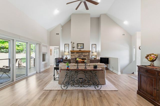 128 Gray Eagle Lane, Blairsville, GA 30512
