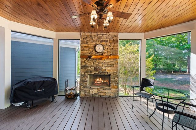 128 Gray Eagle Lane, Blairsville, GA 30512