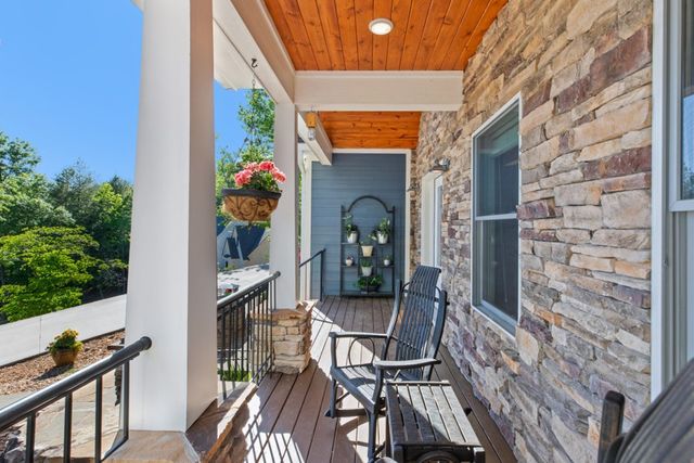 128 Gray Eagle Lane, Blairsville, GA 30512