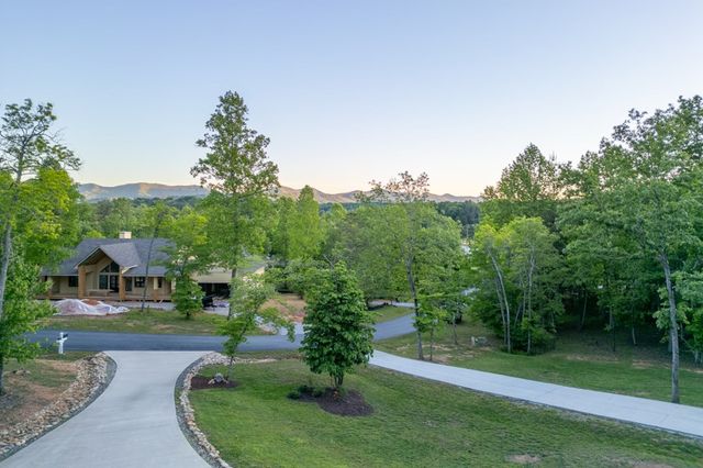 128 Gray Eagle Lane, Blairsville, GA 30512
