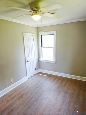 1217 Arlington St, Petersburg, VA 23803