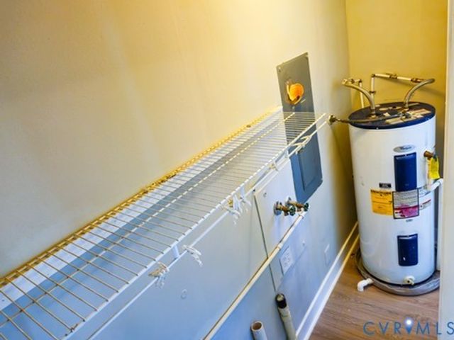 1217 Arlington St, Petersburg, VA 23803