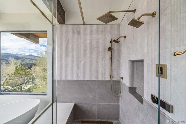 18 Heather Way, Silverthorne, CO 80498