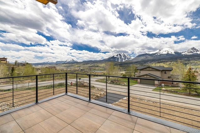 18 Heather Way, Silverthorne, CO 80498