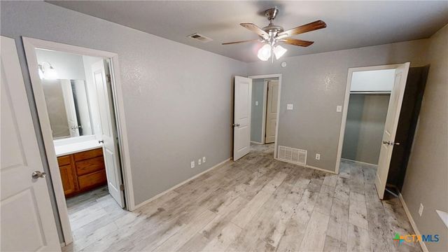 2606 Cross Timber Drive, Killeen, TX 76543