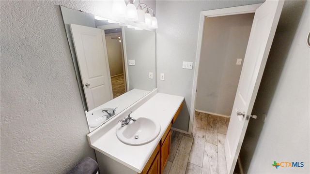 2606 Cross Timber Drive, Killeen, TX 76543