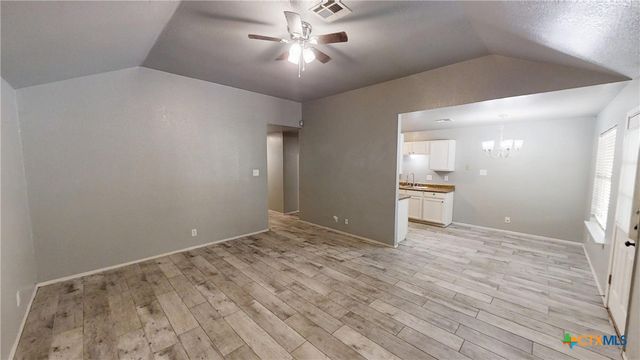 2606 Cross Timber Drive, Killeen, TX 76543
