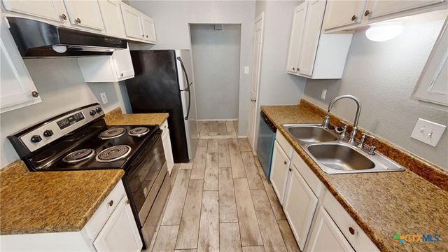 2606 Cross Timber Drive, Killeen, TX 76543