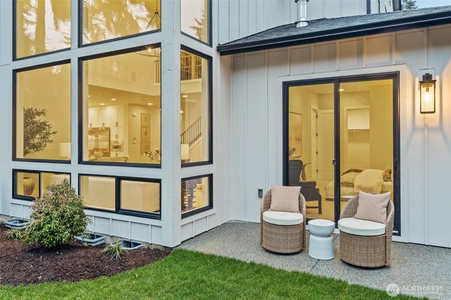 1606 146th Avenue SE, Bellevue, WA 98007