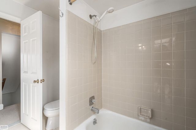 42699 Jonathan Place, Clinton Twp, MI 48038