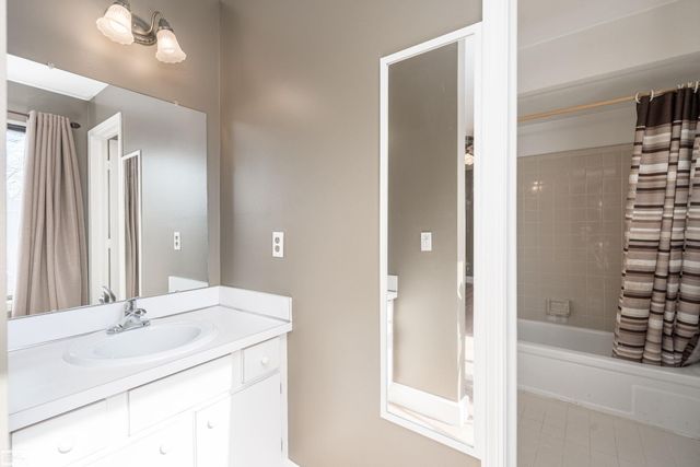42699 Jonathan Place, Clinton Twp, MI 48038