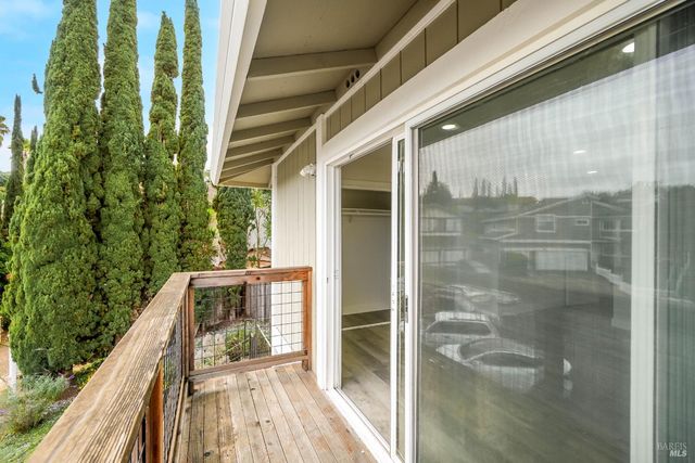 125 Skyline Ct, Vallejo, CA 94591