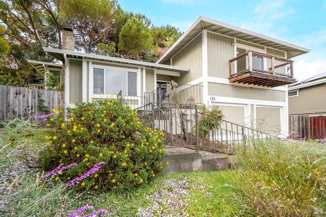 125 Skyline Ct, Vallejo, CA 94591