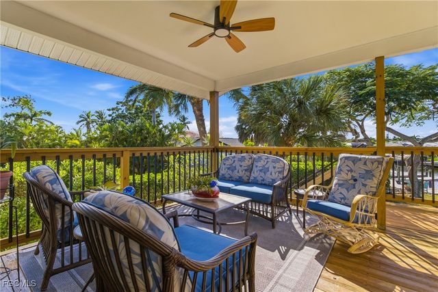 17740 Rebecca AVE, Fort Myers Beach, FL 33931