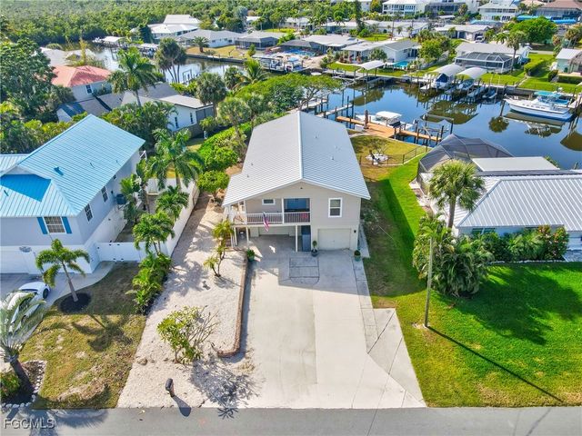 17740 Rebecca AVE, Fort Myers Beach, FL 33931