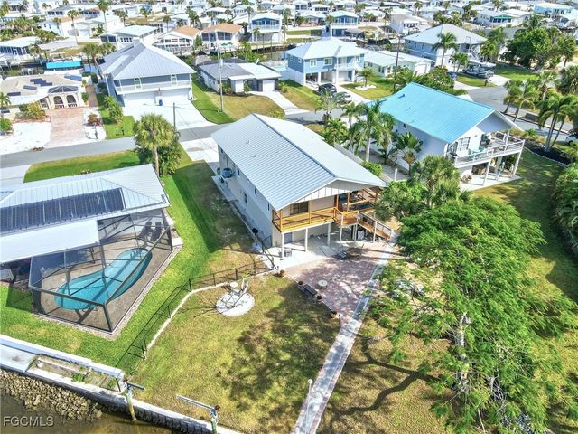 17740 Rebecca AVE, Fort Myers Beach, FL 33931