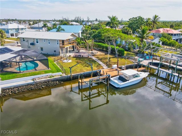 17740 Rebecca AVE, Fort Myers Beach, FL 33931