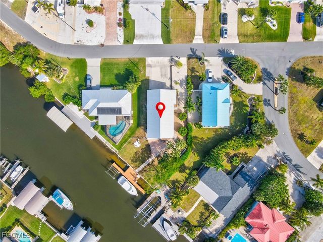 17740 Rebecca AVE, Fort Myers Beach, FL 33931