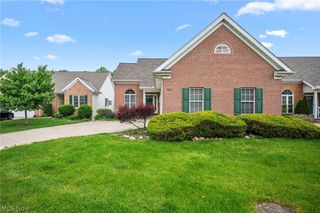 500 Glen Hollow Circle, Aurora, OH 44202
