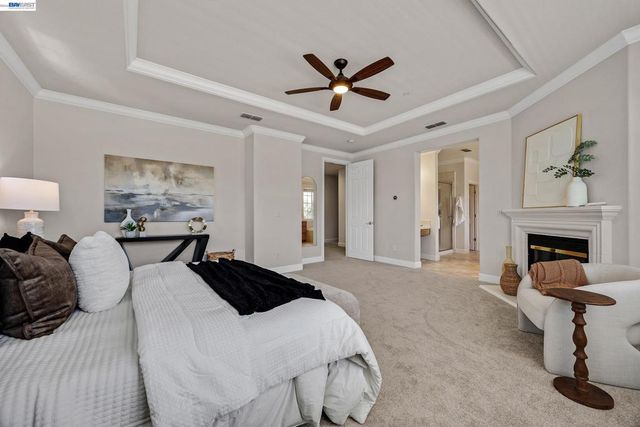 4855 Piper Glen Ter, Dublin, CA 94568