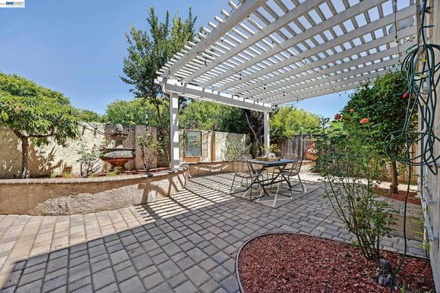 4855 Piper Glen Ter, Dublin, CA 94568