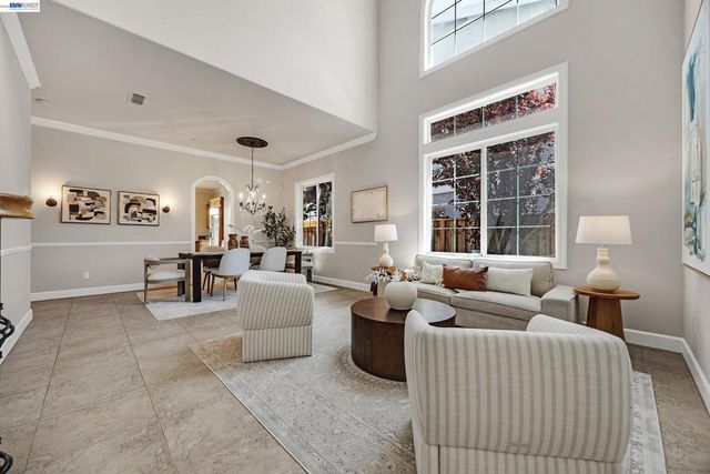 4855 Piper Glen Ter, Dublin, CA 94568