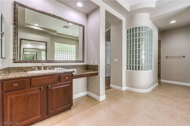 1967 Cherry Creek Circle, Las Vegas, NV 89135