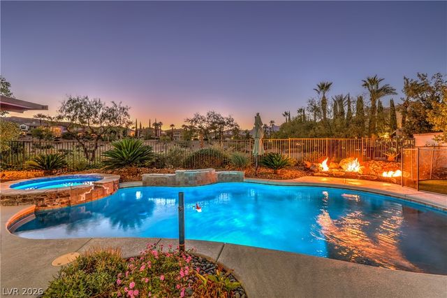 1967 Cherry Creek Circle, Las Vegas, NV 89135