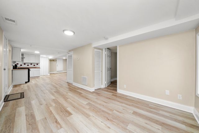 3328 S Damen Avenue, Chicago, IL 60608