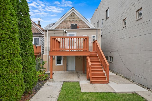 3328 S Damen Avenue, Chicago, IL 60608