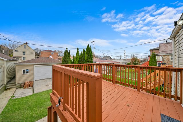 3328 S Damen Avenue, Chicago, IL 60608