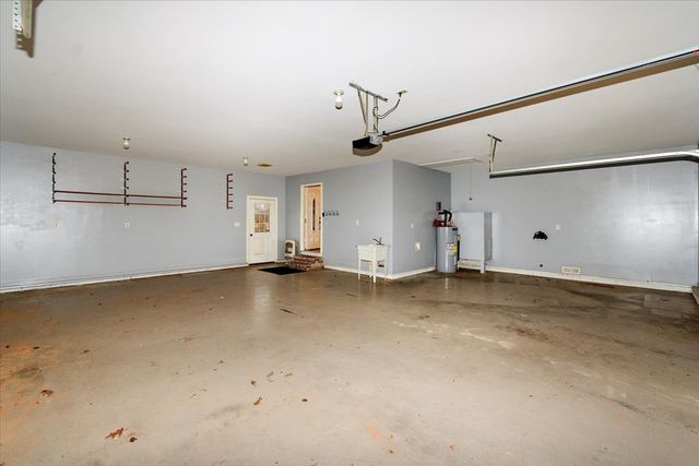 183 Gilliam Ln, Tullahoma, TN 37388