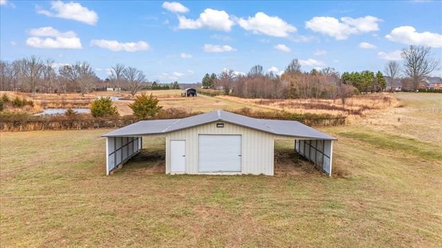 183 Gilliam Ln, Tullahoma, TN 37388