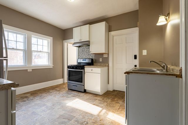 1917 Newton Avenue N, Minneapolis, MN 55411