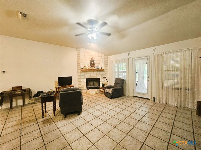 245 County Road 3371, Kempner, TX 76539