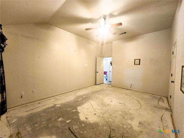 245 County Road 3371, Kempner, TX 76539