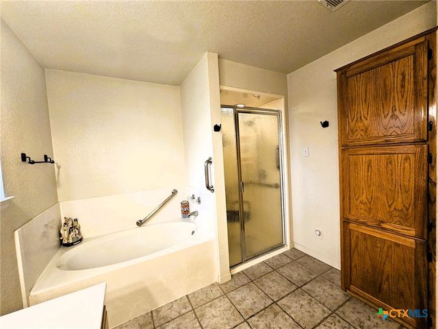 245 County Road 3371, Kempner, TX 76539