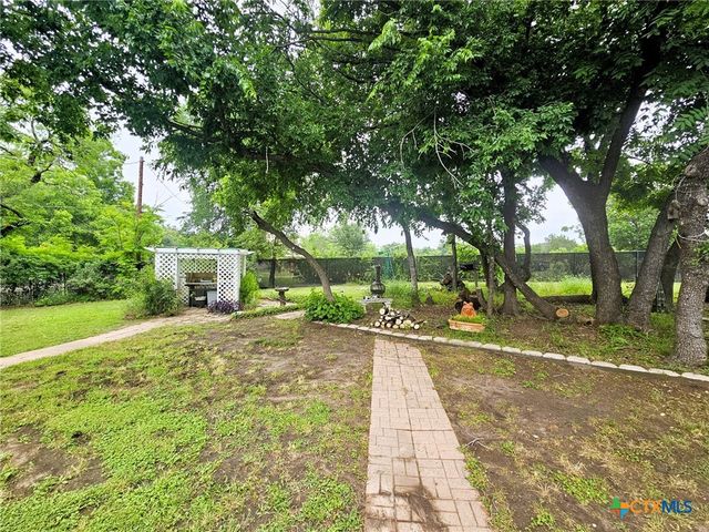 245 County Road 3371, Kempner, TX 76539